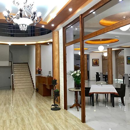 Hotel Imperial Улцин Екстериор снимка