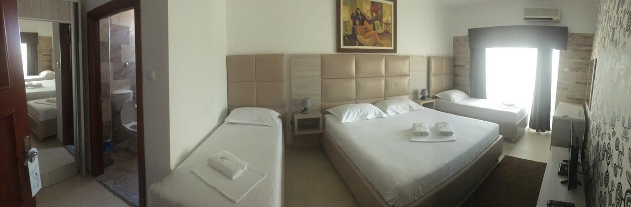 Hotel Imperial Улцин Екстериор снимка