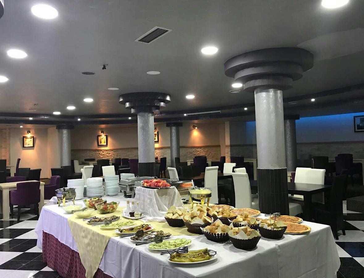 Hotel Imperial Улцин Екстериор снимка