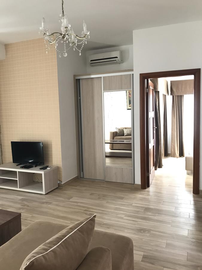 Hotel Imperial Улцин Екстериор снимка