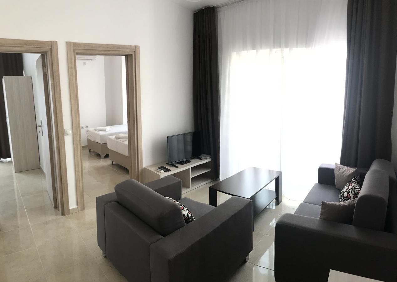 Hotel Imperial Улцин Екстериор снимка